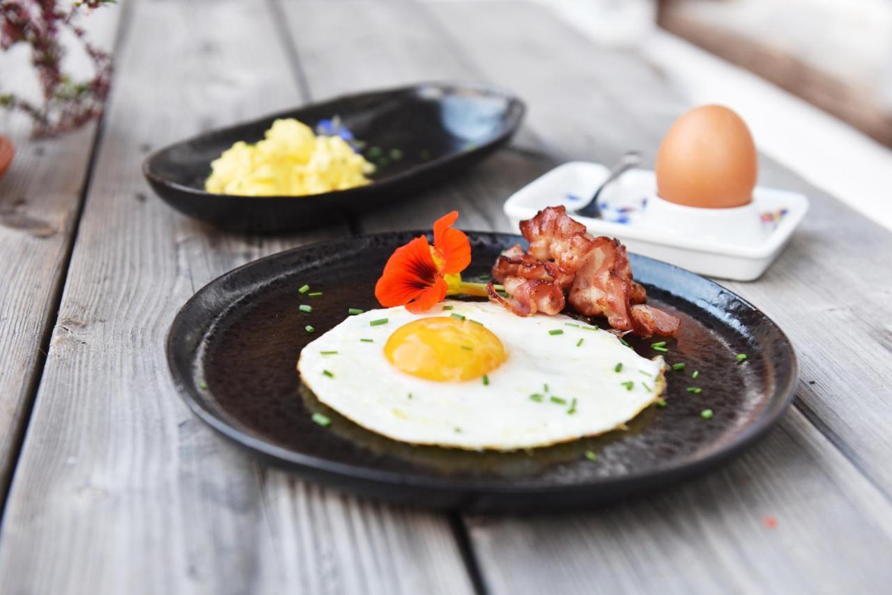 Lenk Lodge - Boutique & Design Hotel Und Apartements Ngoại thất bức ảnh